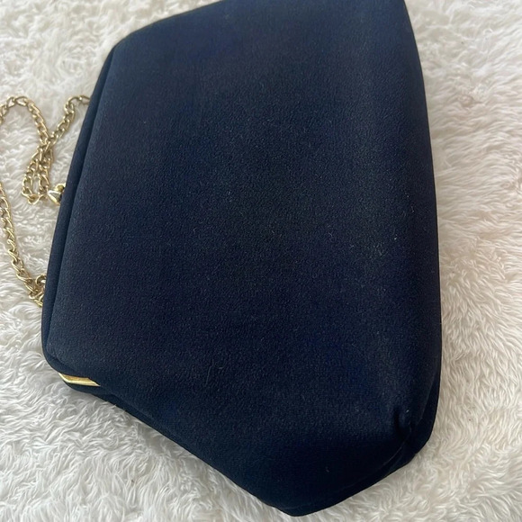 Vintage HL Harry Levine Navy evening bag Gold Chain Strap Peach interior - Picture 7 of 13